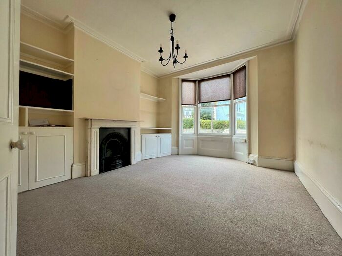 1 Bedroom Flat To Rent In York Grove, Brighton, BN1