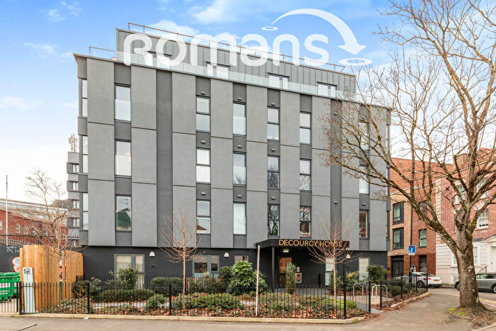 1 Bedroom Flat To Rent In Decourcy House, Upper York Street, Bristol, BS2