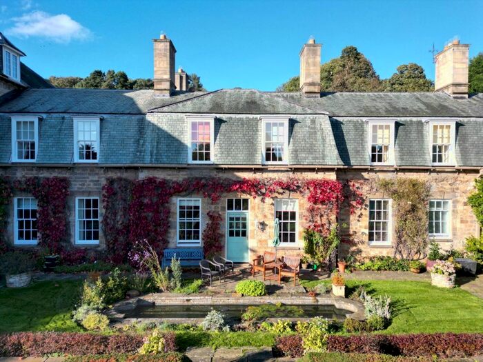 2 Bedroom Flat For Sale In Carr Hall Gardens, The Carrs, Ruswarp, Whitby, YO21