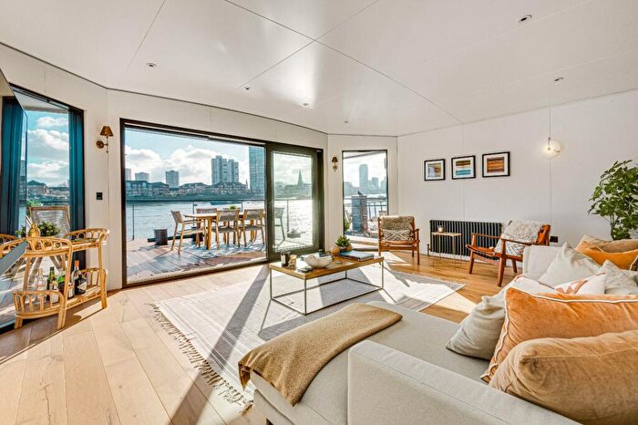 2 Bedroom Property To Rent In Zephyr, Cheyne Walk, SW10