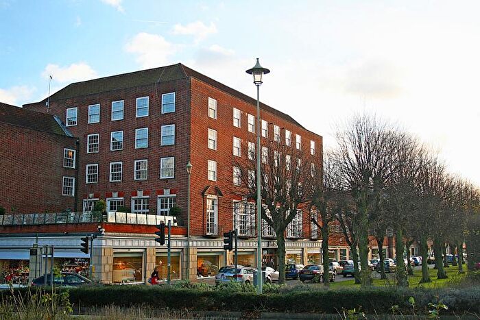 1 Bedroom Flat To Rent In Bridge Road, Welwyn Garden City, AL8