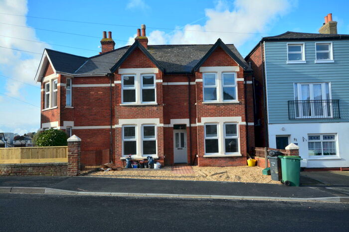 4 Bedroom Detached House To Rent In Mill Hill Road, Cowes, PO31