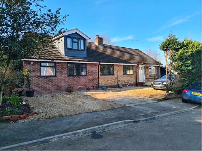 4 Bedroom Detached House For Sale In Newbury, Berkshire, RG14