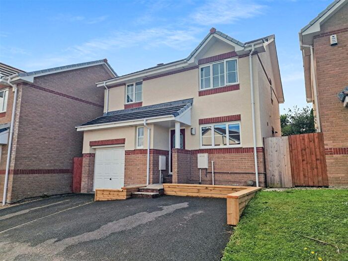 4 Bedroom Detached House For Sale In Shackleton Drive, Newquay, TR7