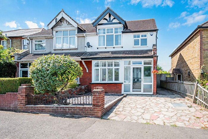 3 Bedroom Semi-Detached House For Sale In Salisbury Road, Banstead, SM7