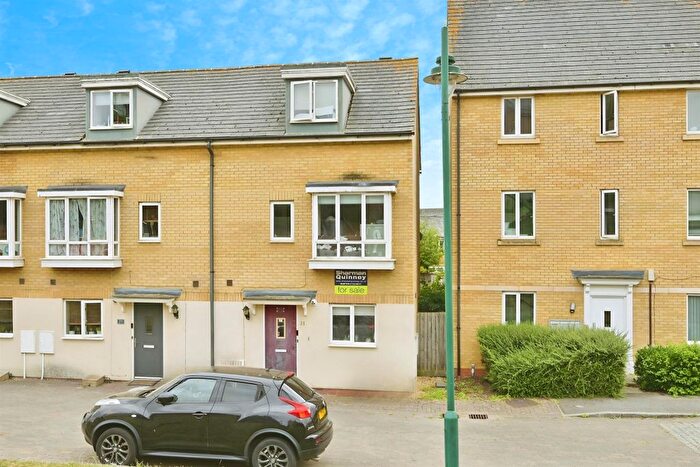 3 Bedroom End Of Terrace House For Sale In Bank Avenue, Hampton Centre, Peterborough, PE7