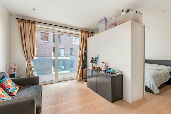 Studio To Rent In Roper, Reminder Lane, Parkside, Greenwich Peninsula, SE10