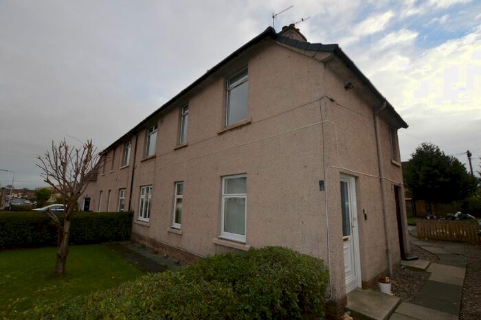 3 Bedroom Flat To Rent In Dewar Drive, Leven, Fife KY8