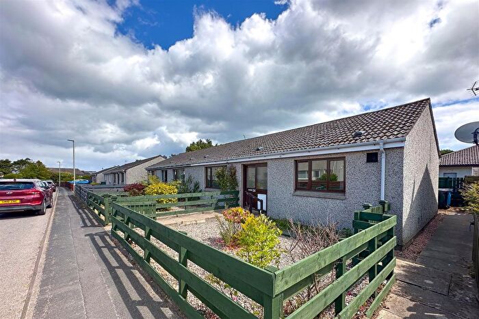 2 Bedroom Semi-Detached Bungalow For Sale In Muirfield Drive, Brora, Sutherland, KW9