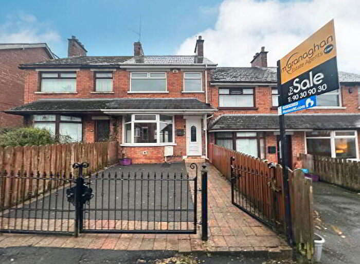 3 Bedroom Terrace House For Sale In Sunnyhill Park, Belfast, BT17