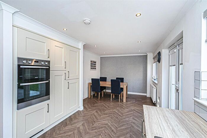 4 Bedroom Detached House For Sale In Bramble Crescent, Dunfermline, KY11