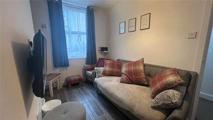 3 Bedroom Terraced House To Rent In Caellepa, Bangor, Gwynedd, LL57