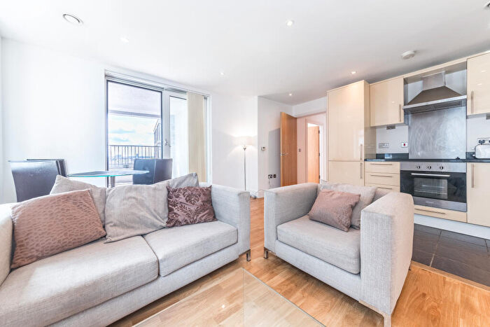 2 Bedroom Apartment To Rent In Indescon Square, London, E14
