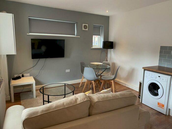 2 Bedroom Apartment To Rent In Welcroft Street, Stockport, Greater Manchester, SK1