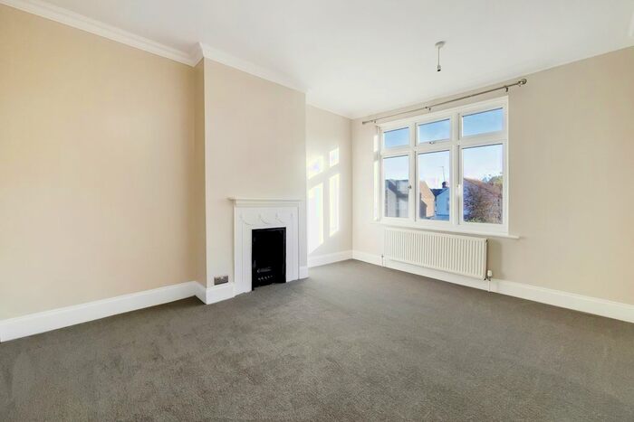 4 Bedroom Terraced House To Rent In Kings Avenue, New Malden, KT3