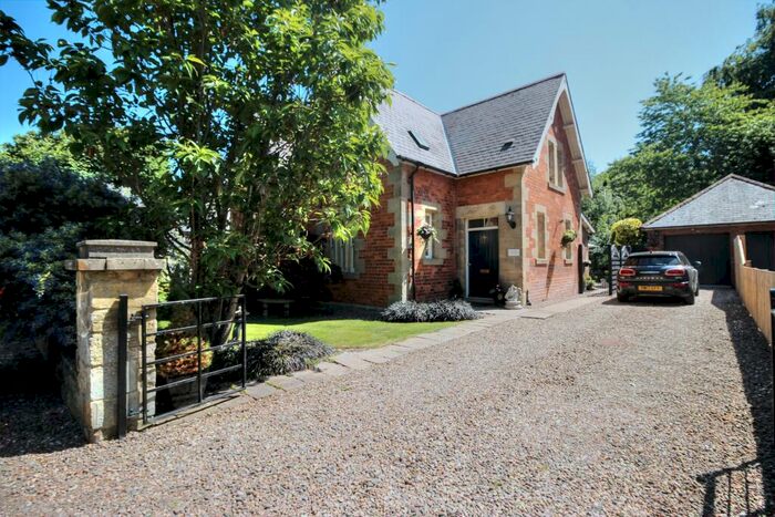 2 Bedroom Cottage For Sale In Eshott, Morpeth, NE65