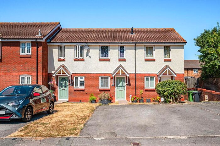 2 Bedroom Terraced House For Sale In Merlin Drive, Portsmouth, PO3