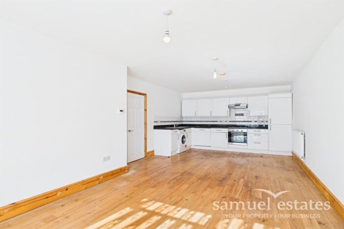 1 Bedroom Flat To Rent In Portland Road, London, SE25