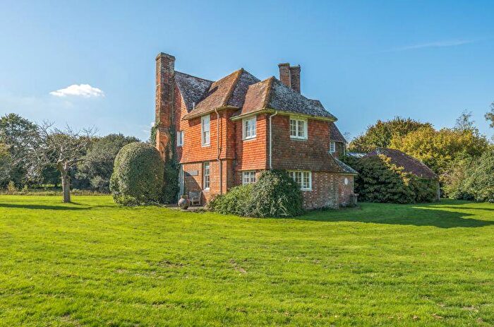 4 Bedroom Detached House For Sale In Station Road, Berwick, BN26