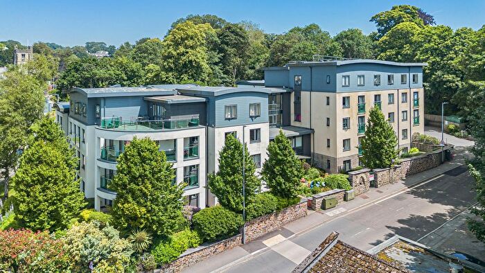 1 Bedroom Flat For Sale In St. Clements Hill, Truro, TR1