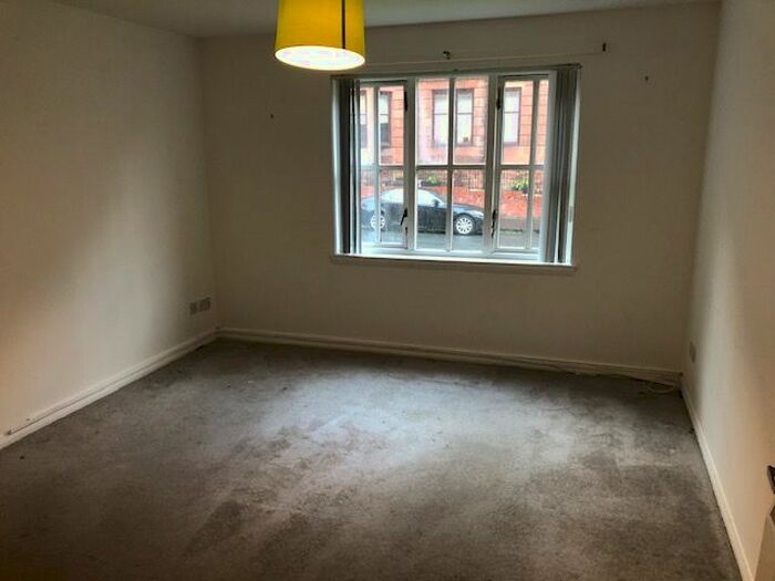 2 Bedroom Flat To Rent In Greenlaw Road, Glasgow G14
