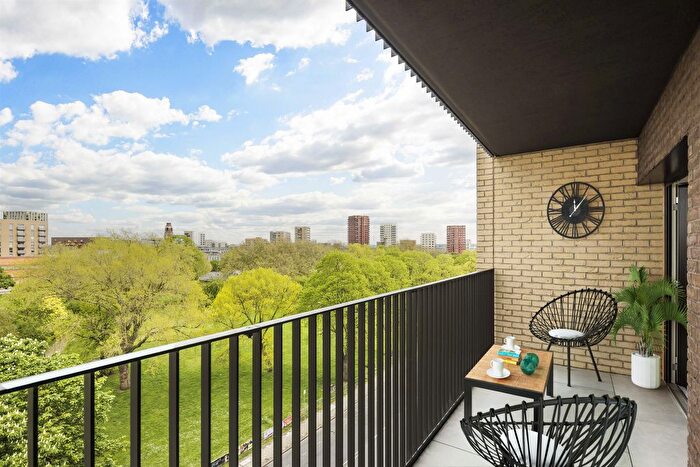 2 Bedroom Flat For Sale In Abbey Road, Barking, IG11