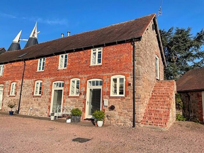 4 Bedroom Barn Conversion For Sale In Property With Stunning Views & Large Garden In Ocle Mead, Ocle Pychard, Hereford, HR1