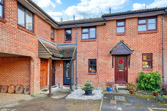 2 Bedroom Terraced House For Sale In Chisbury Close, Bracknell, RG12