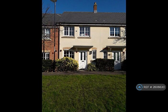 2 Bedroom Terraced House To Rent In Ridgeway Road, Gillingham Dorset, SP8