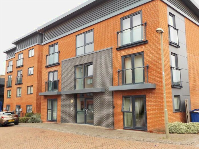 1 Bedroom Flat To Rent In Marshall Road, Banbury, OX16