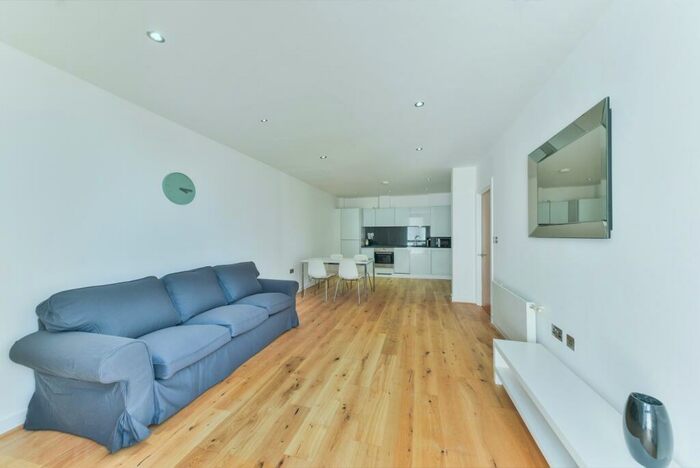 1 Bedroom Flat To Rent In Alie Street, Aldgate, London, E1
