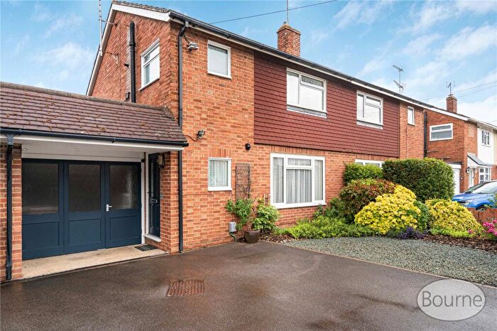 3 Bedroom Semi-Detached House For Sale In York Road, Ash, Surrey, GU12
