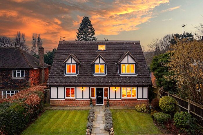 5 Bedroom Detached House For Sale In Ivy Mill Close, Godstone, RH9