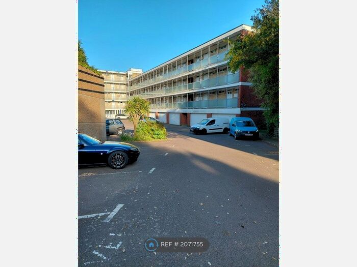 Studio To Rent In Quarry House, St. Leonards-On-Sea, TN38