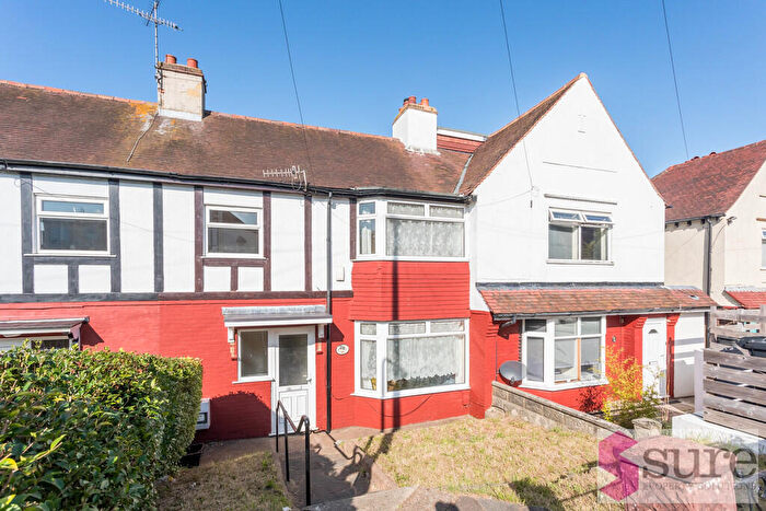4 Bedroom Semi Detached House For Sale In Bevendean Crescent, Brighton, BN2