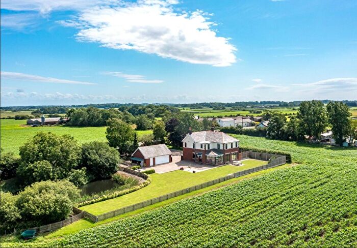 4 Bedroom Detached House For Sale In Garstang Road, Larbreck, Preston, Lancashire, PR3