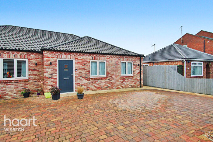 2 Bedroom Semi-Detached Bungalow For Sale In Staithe Road, Wisbech, PE13