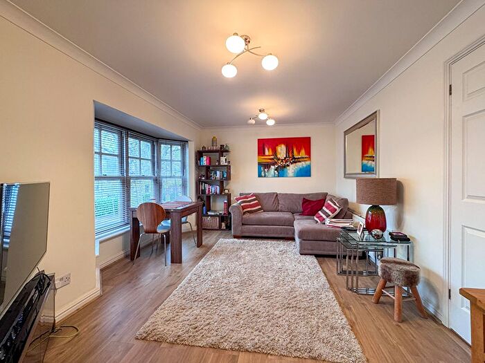 2 Bedroom Flat To Rent In Cavendish Road, Brooklands Court Cavendish Road, NW6