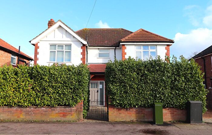 4 Bedroom Detached House For Sale In Fairview Road, Stevenage, Hertfordshire, SG1