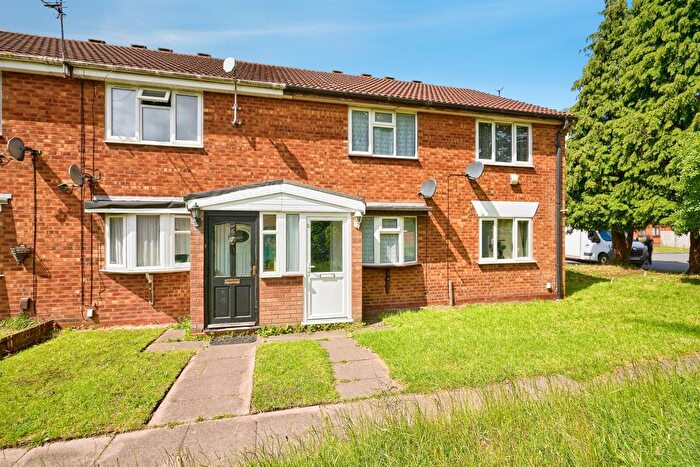 2 Bedroom Terraced House For Sale In Circuit Close, Willenhall, WV13