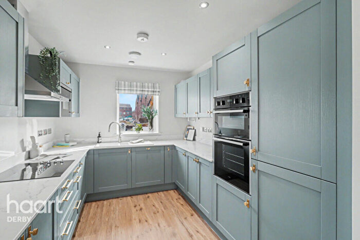3 Bedroom Semi-Detached House For Sale In Mill View, Wirksworth, DE4