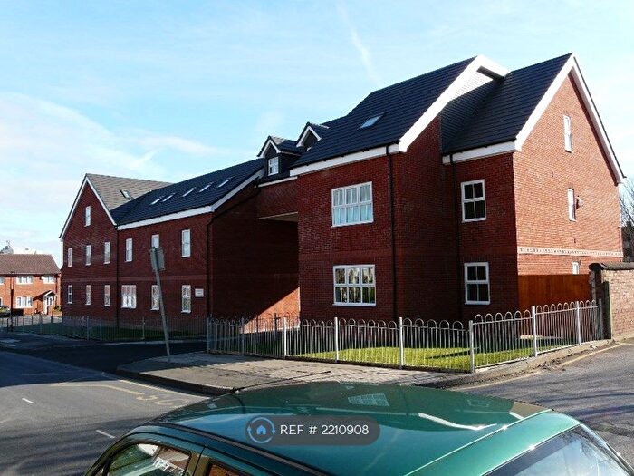 2 Bedroom Flat To Rent In Woodchurch, Merseyside, CH49