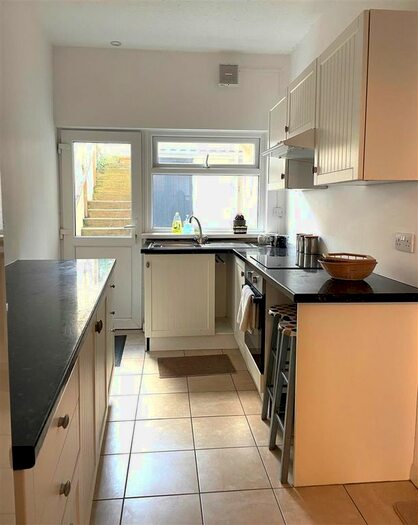 1 Bedroom Flat To Rent In High Street, Neyland, Milford Haven, SA73