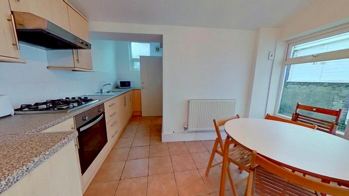 4 Bedroom Terraced House To Rent In Queen Street, Treforest, Pontypridd, CF37