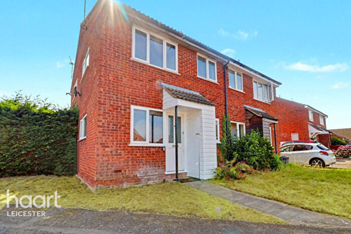 1 Bedroom Terraced House For Sale In Thorpe Field Drive, Leicester, LE4