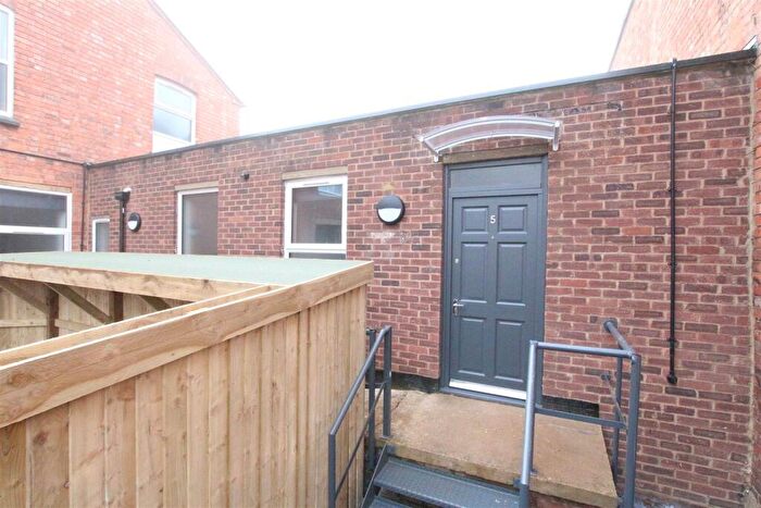 1 Bedroom Flat To Rent In Hazelwood Road, Northampton, Northampton, NN1