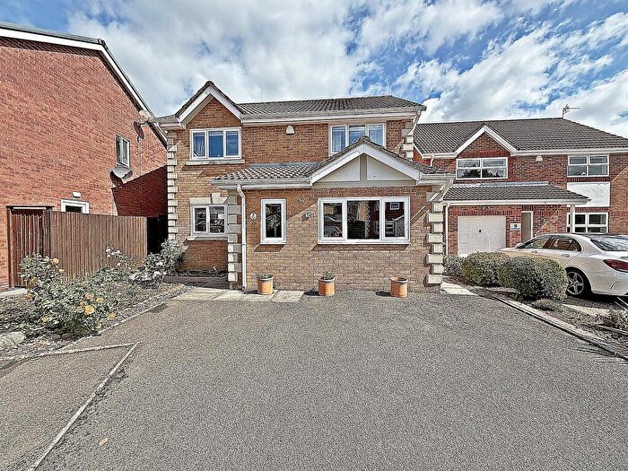 4 Bedroom Detached House For Sale In Heol Glan Elai, Pontyclun, Rhondda Cynon Taff., CF72