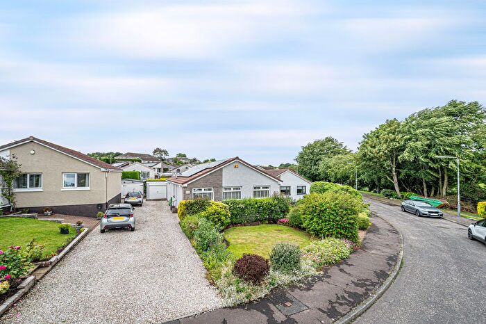 3 Bedroom Detached Bungalow For Sale In Moray Court, Auchtertool, KY2