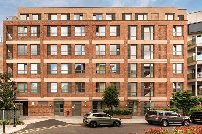 2 Bedroom Flat For Sale In Morville Street, London, E3