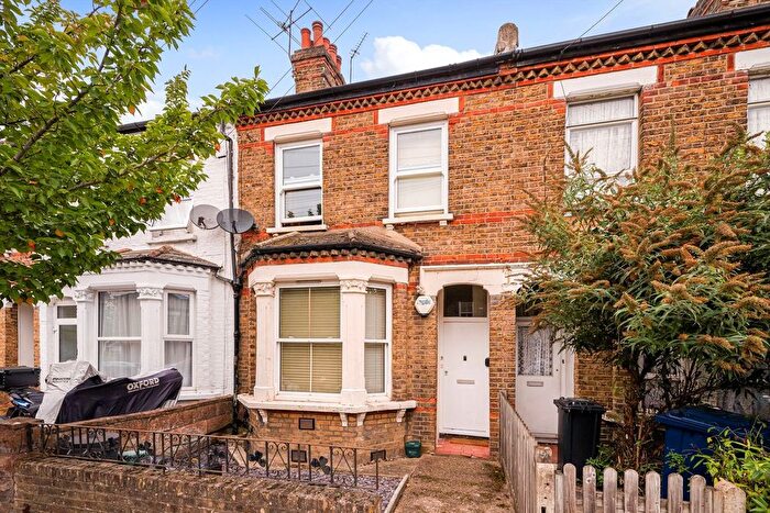 1 Bedroom Flat To Rent In Felix Road, West Ealing, W13